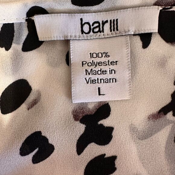 Bar111  adjustable straps black & white print top. Size Large - Picture 3 of 4